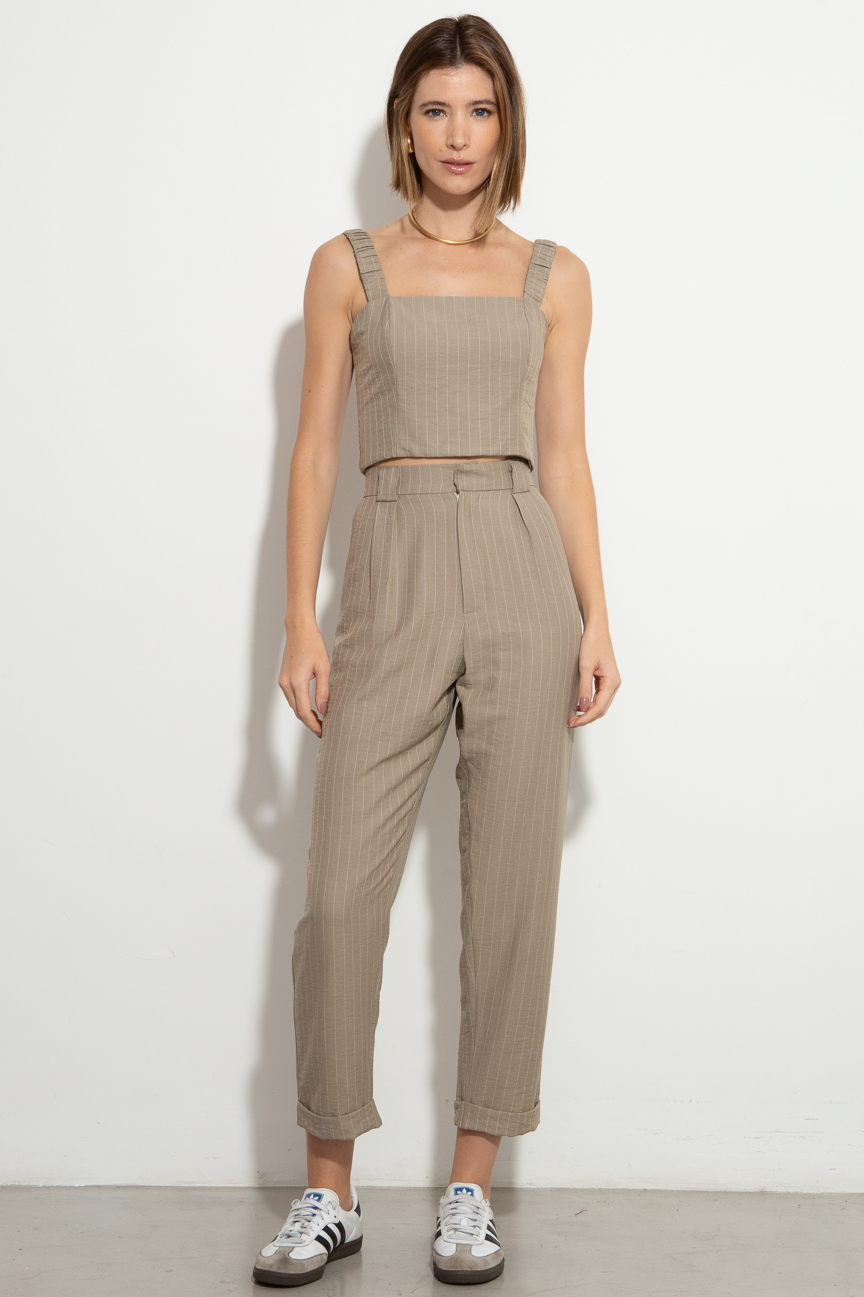 Calça Best-Seller Alfaiataria Versailles Fendi Risca de Giz