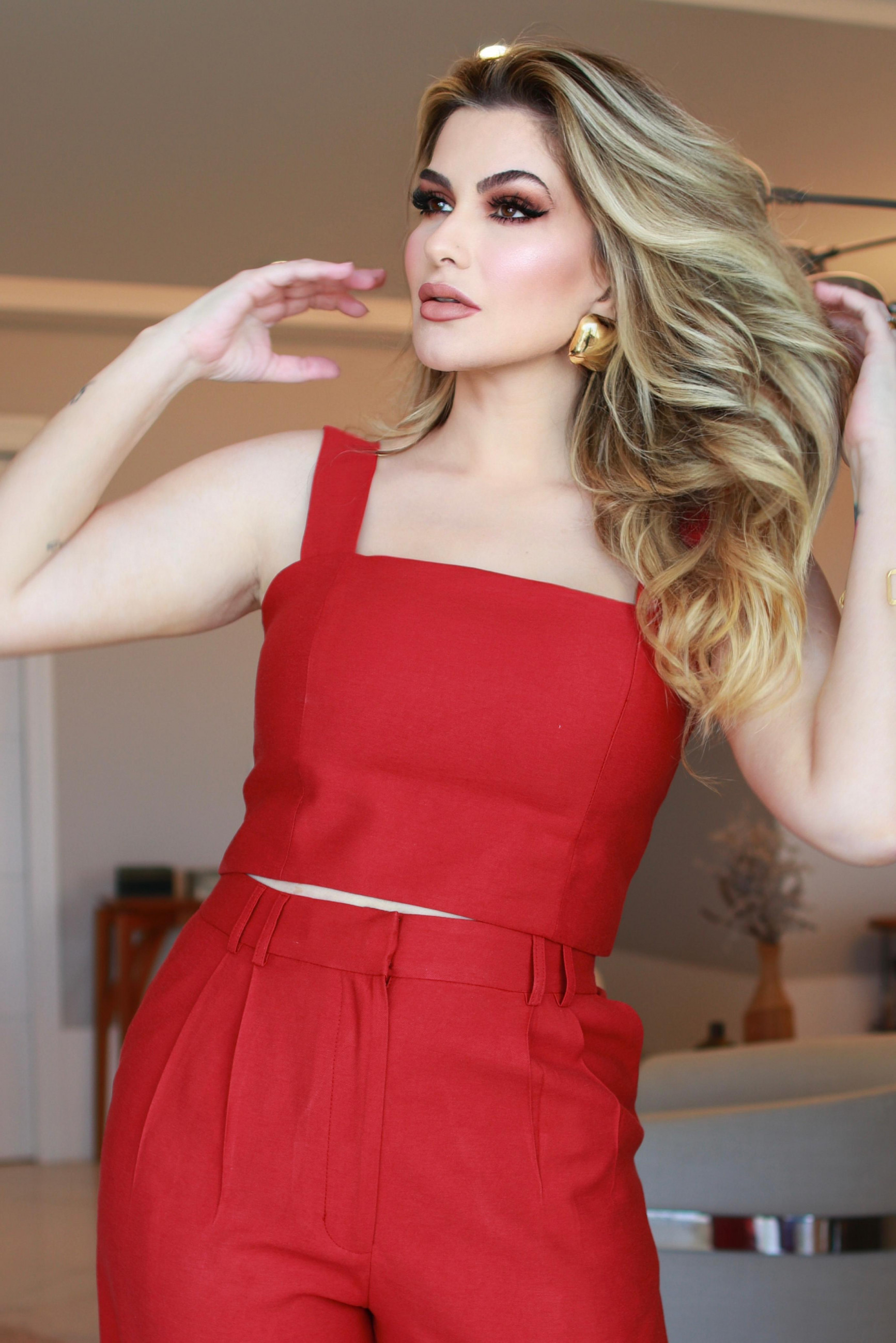 Top Cropped Alfaiataria Solar Carmin