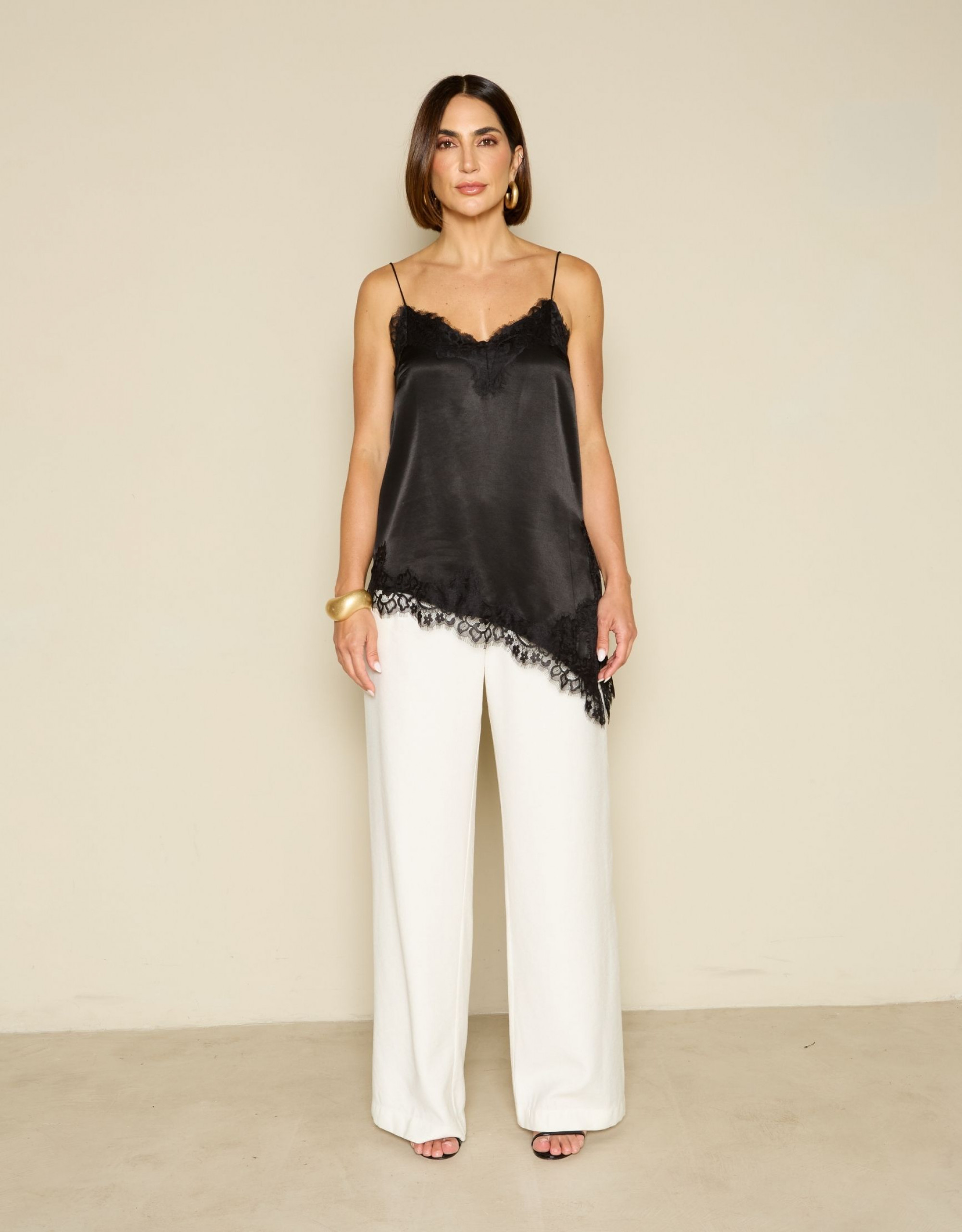 Blusa Assimétrica Paris Preto 