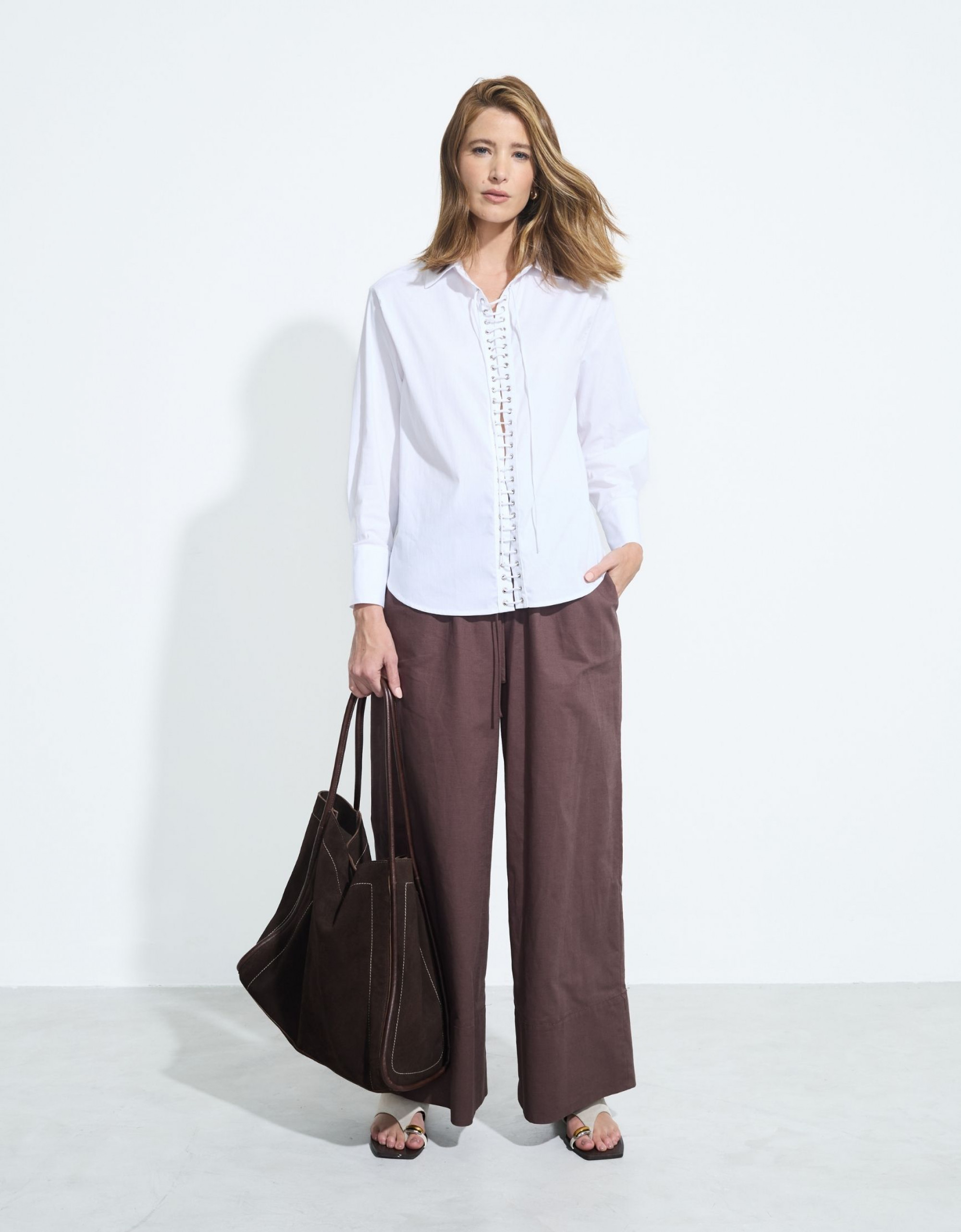 Calça de Linho Gaudi Mascavo