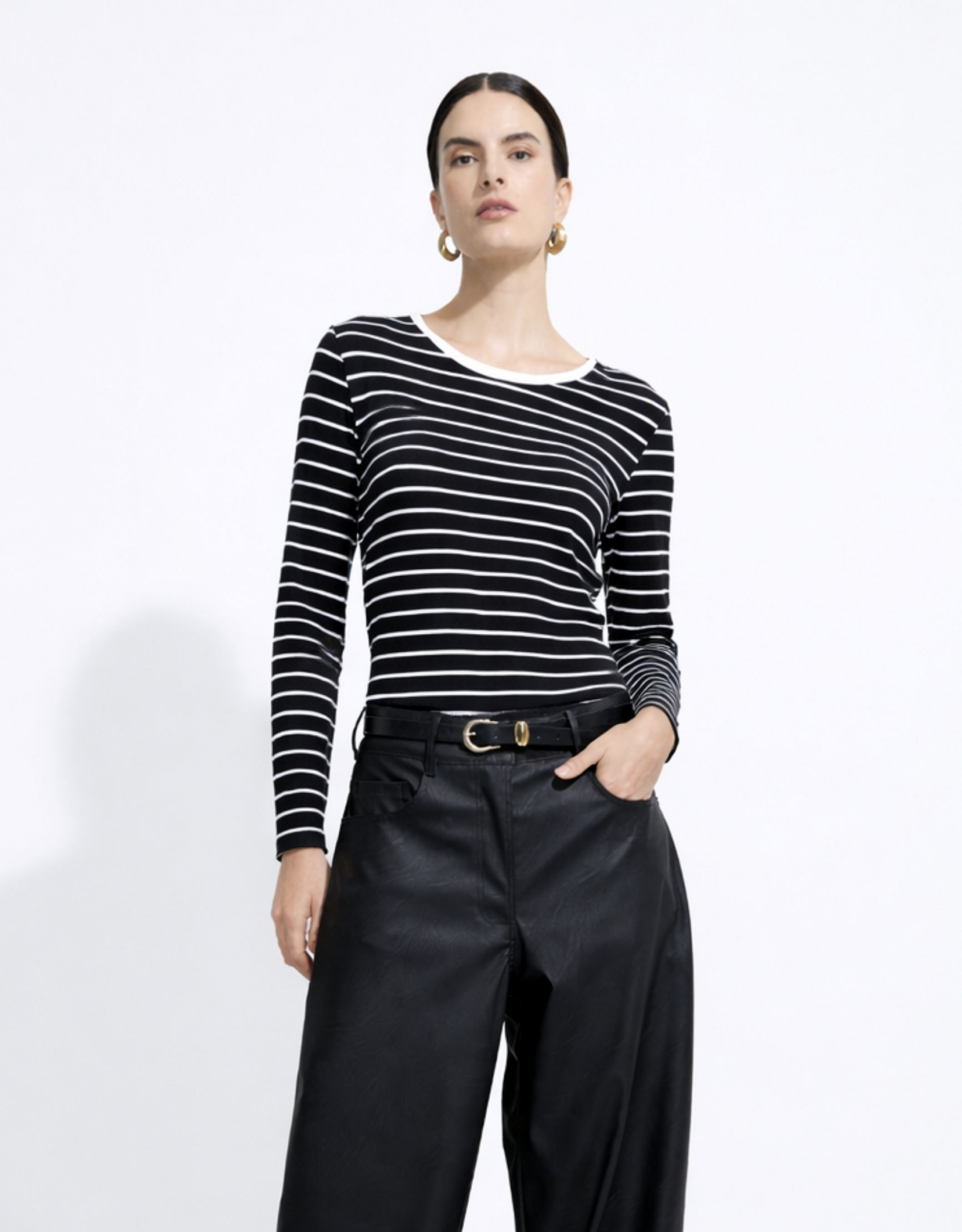 Blusa Reta Malha Boston Preto