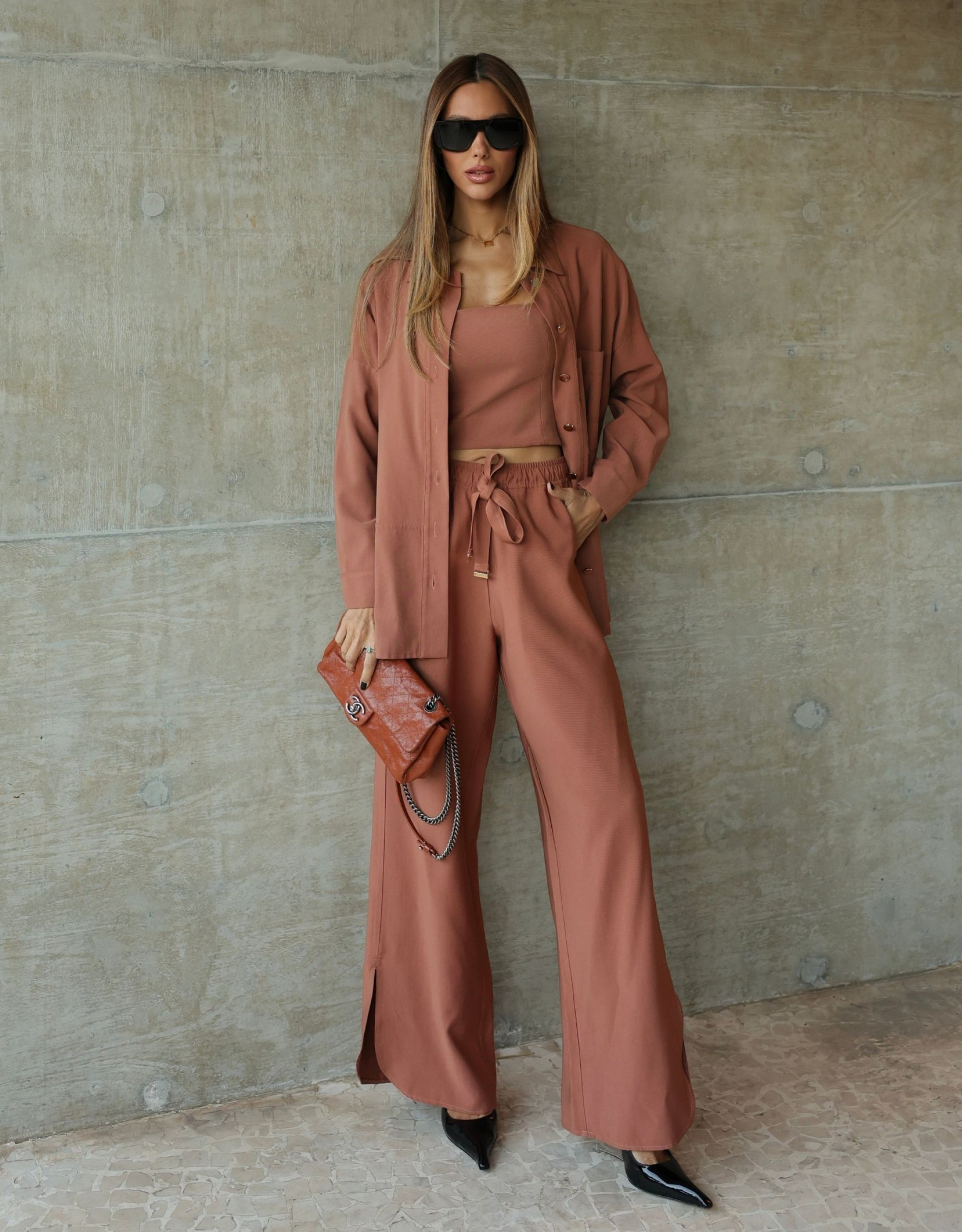 Calça Cami Amêndoa