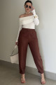 Calça Cenoura Alexandria Marrom Claro