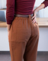 Calça Alfaiataria Versailles Chocolate Suiço